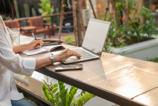 Outdoor working pods